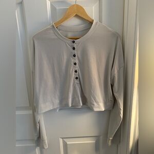 Vuori Long Sleeve Cropped Henley